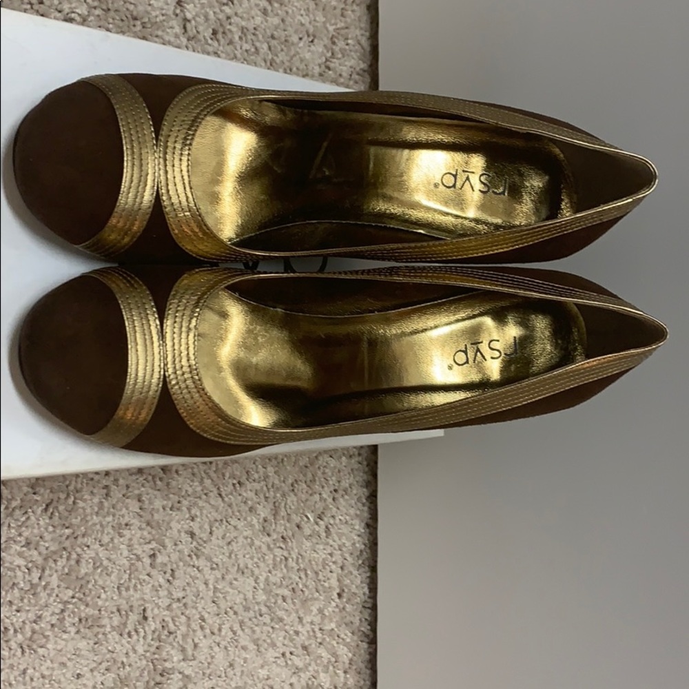 RSVP Wedge